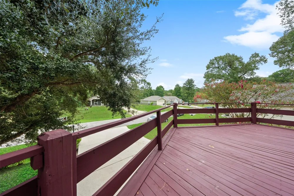 8 Sunny Hill Drive Huntsville, TX 77340