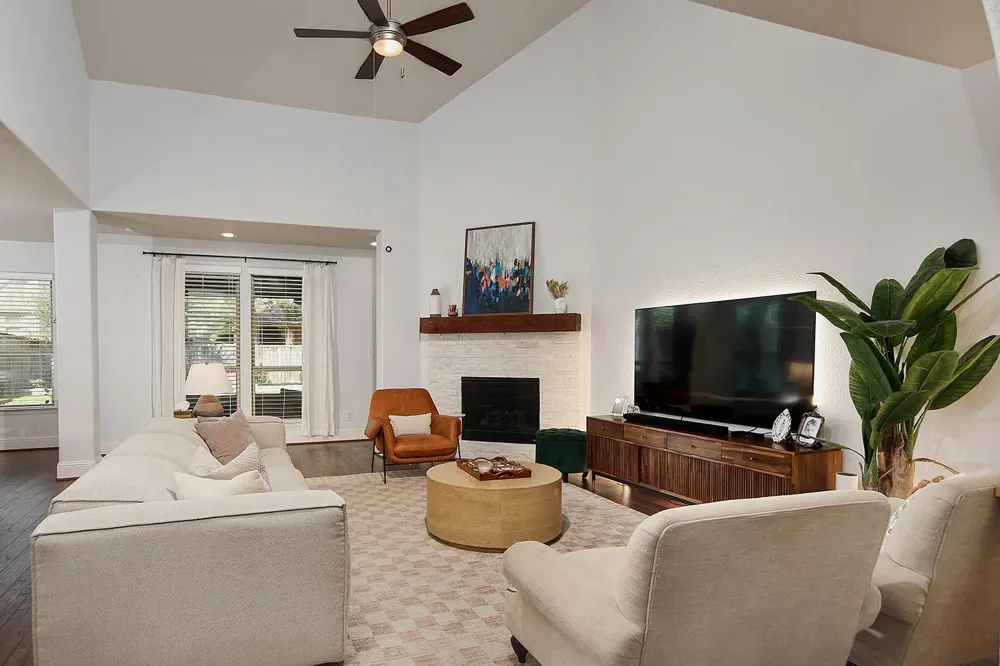 55 Twin Ponds Place The Woodlands, TX 77375