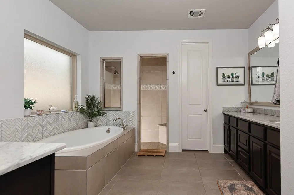 55 Twin Ponds Place The Woodlands, TX 77375