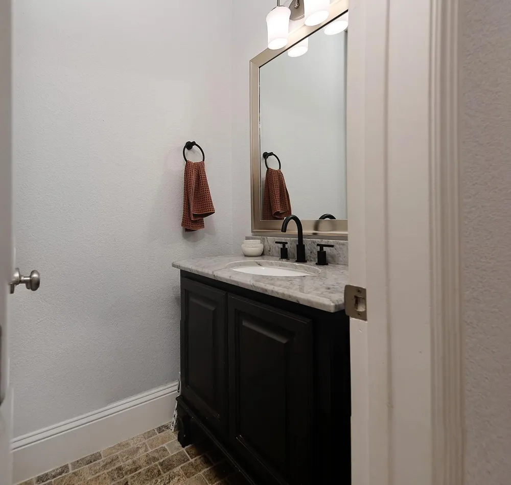 55 Twin Ponds Place The Woodlands, TX 77375