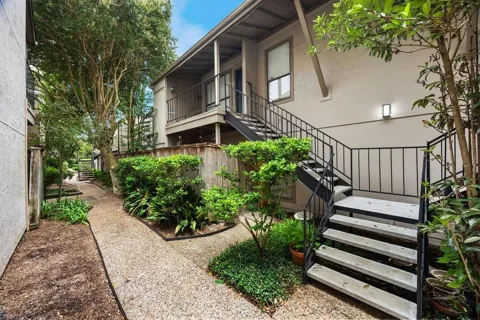 5711 Sugar Hill Drive #32