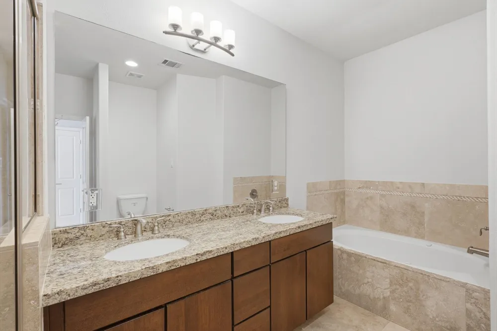 5706 Cornish Street #E Houston, TX 77007