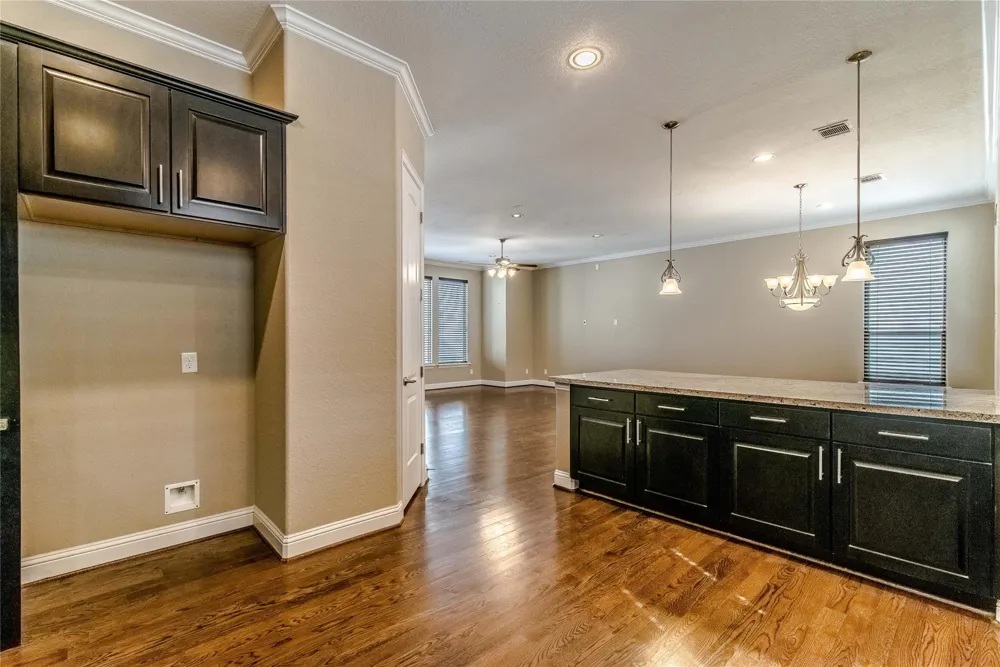 1610 Knox Street #A Houston, TX 77007