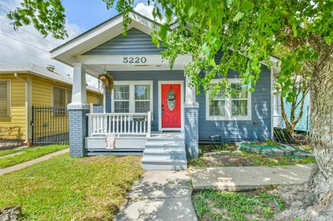 5220 Avenue P 1/2