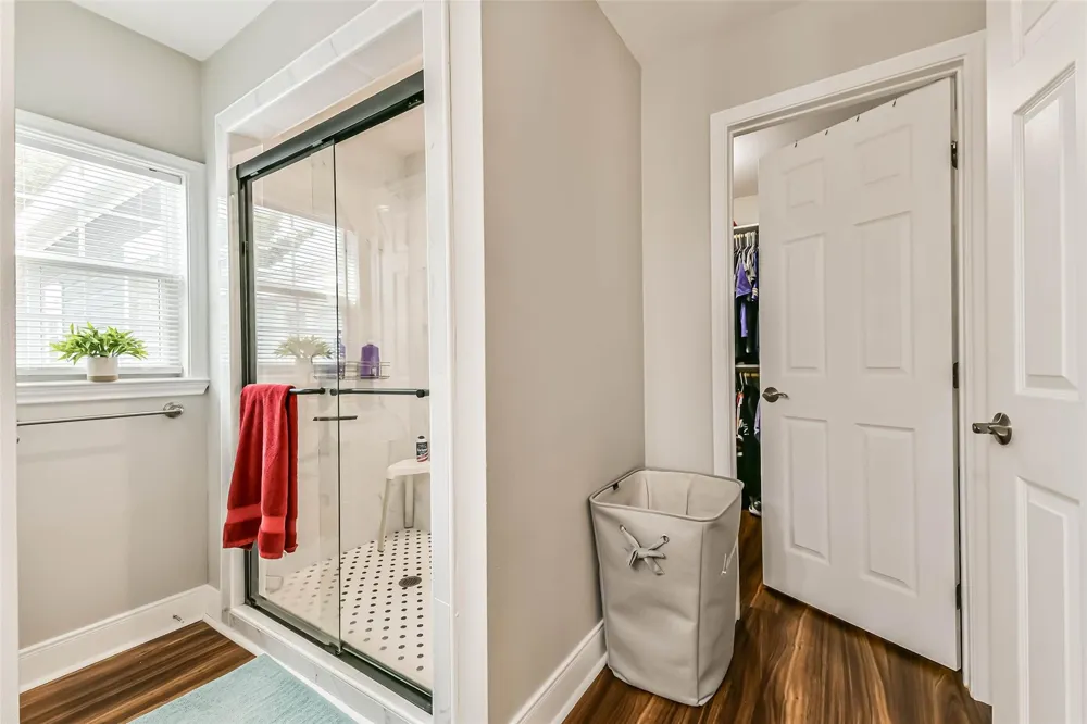 5220 Avenue P 1/2 Galveston, TX 77551