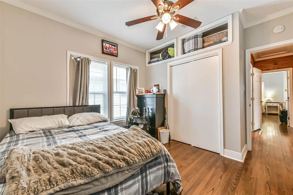 5220 Avenue P 1/2 Galveston, TX 77551