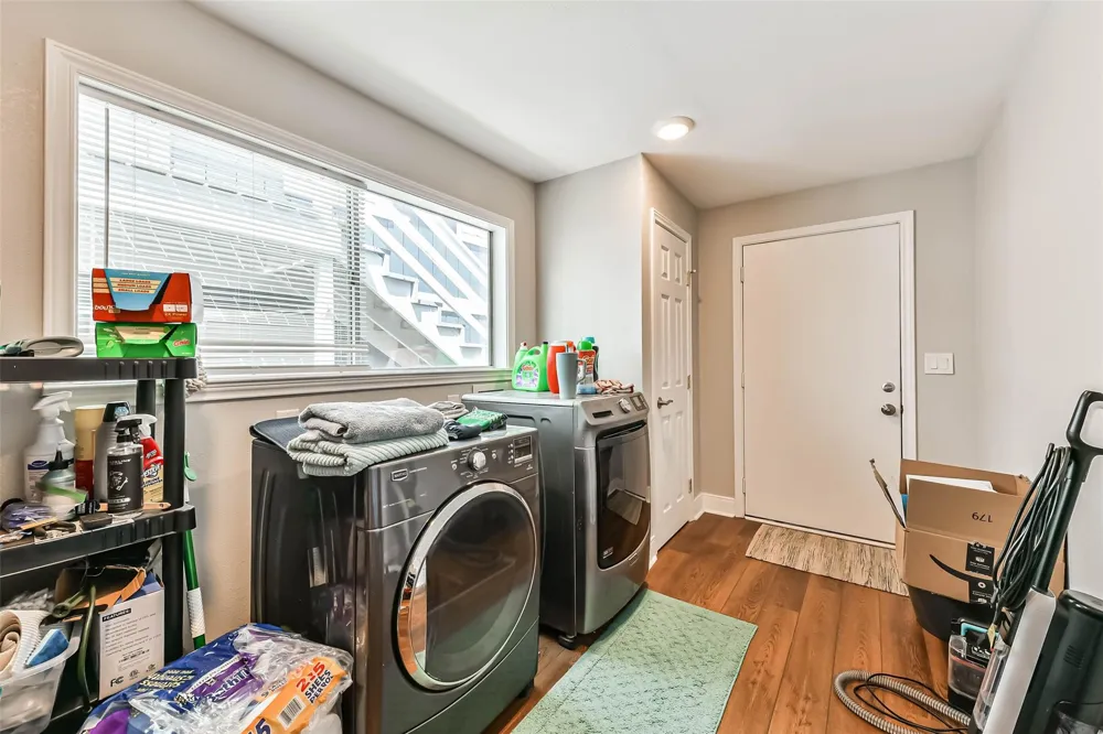 5220 Avenue P 1/2 Galveston, TX 77551