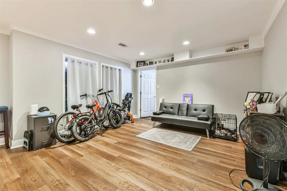 5220 Avenue P 1/2 Galveston, TX 77551