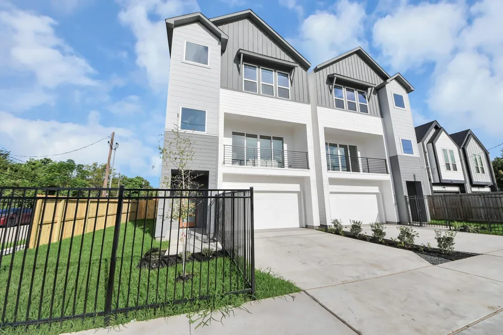 3312 Live Oak Street Houston, TX 77004