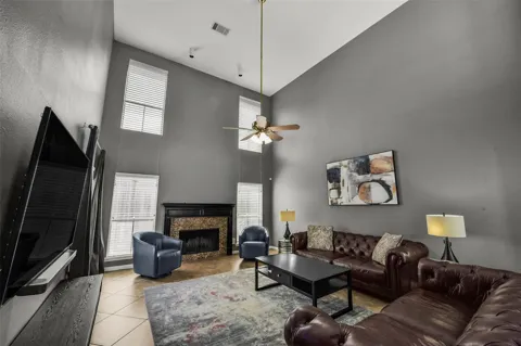 1914 Augusta Drive #7