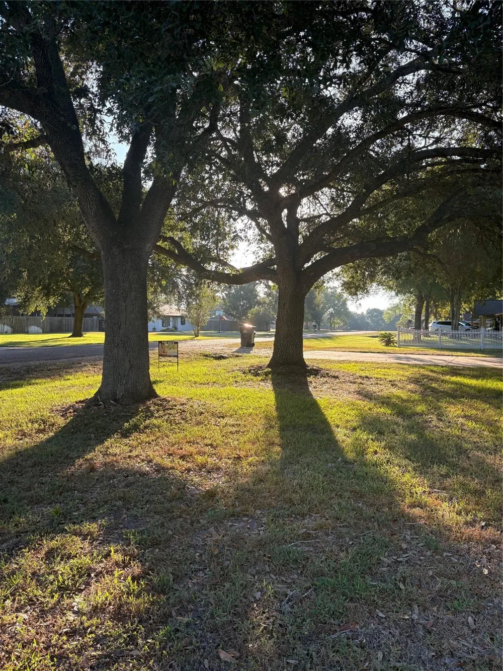 1006 Lee Road Road Columbus, TX 78934