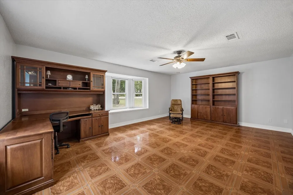 22911 Wren Lane Tomball, TX 77377