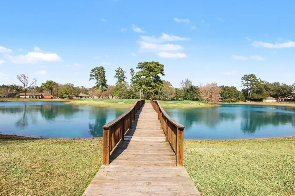 22911 Wren Lane Tomball, TX 77377