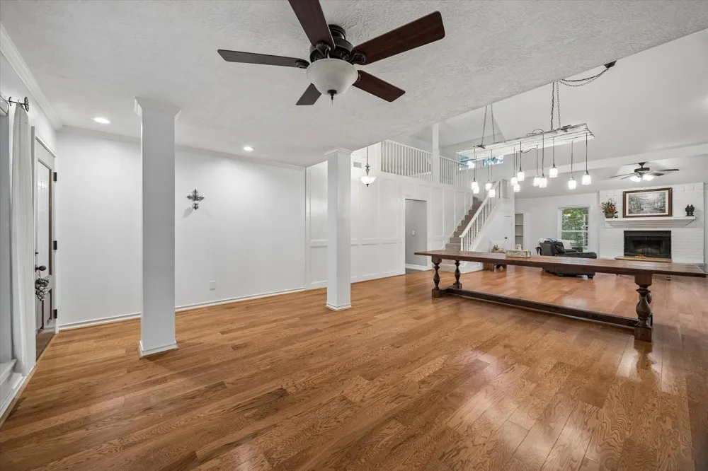 22911 Wren Lane Tomball, TX 77377