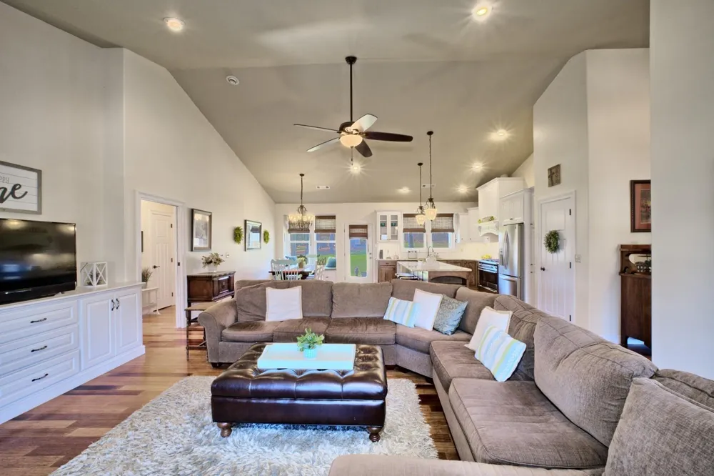 285 Cart Bayou Lane Other, LA 71449