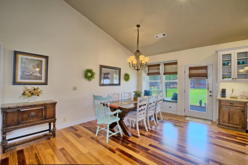 285 Cart Bayou Lane Other, LA 71449