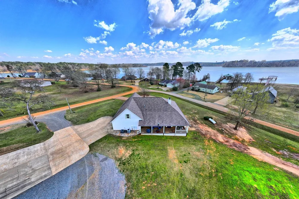 285 Cart Bayou Lane Other, LA 71449