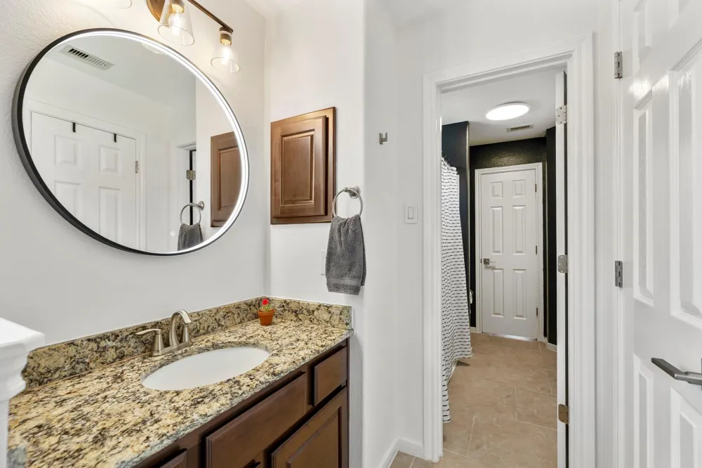 26 Winhall Place The Woodlands, TX 77354