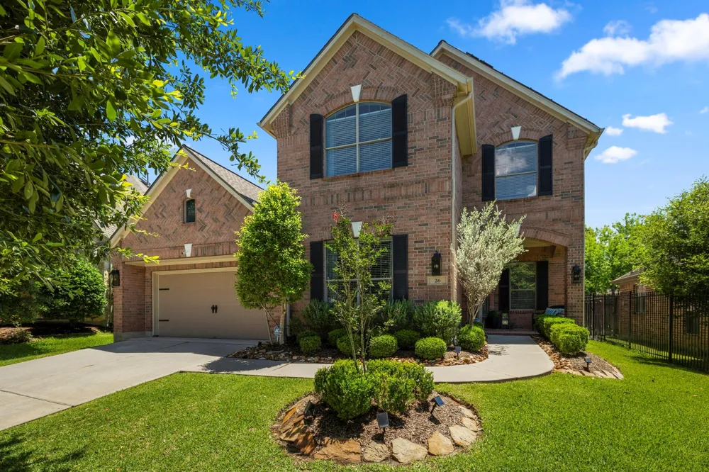 26 Winhall Place The Woodlands, TX 77354