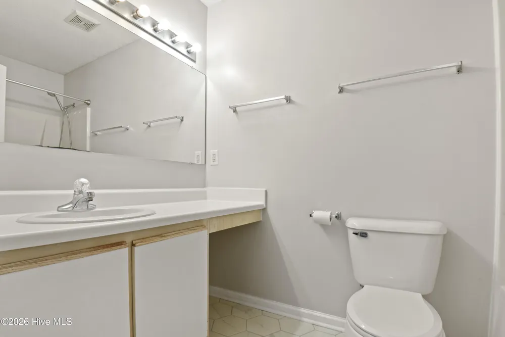 136 Charlton Road Hubert, NC 28539