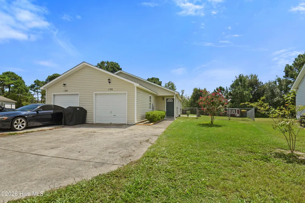 136 Charlton Road Hubert, NC 28539