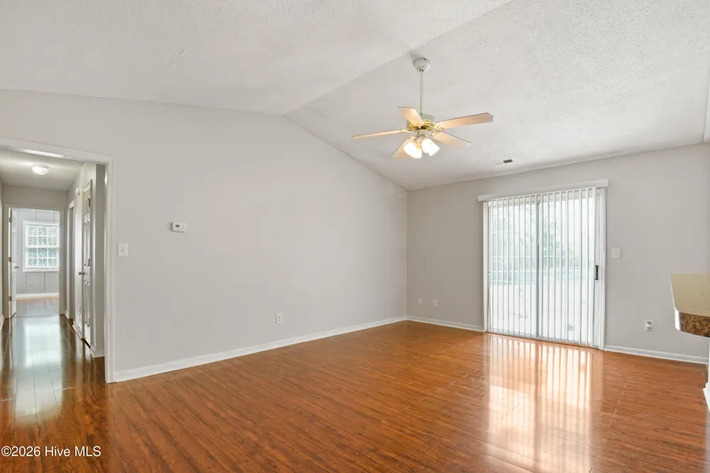 136 Charlton Road Hubert, NC 28539