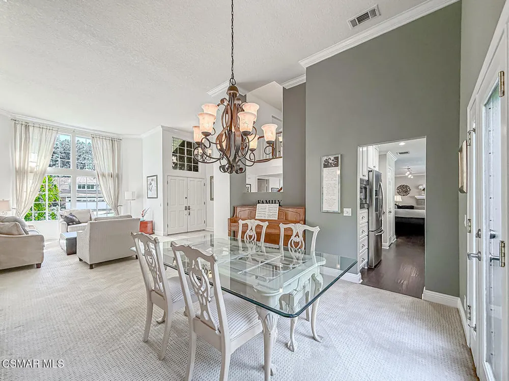 3262 Futura Thousand Oaks, CA 91362