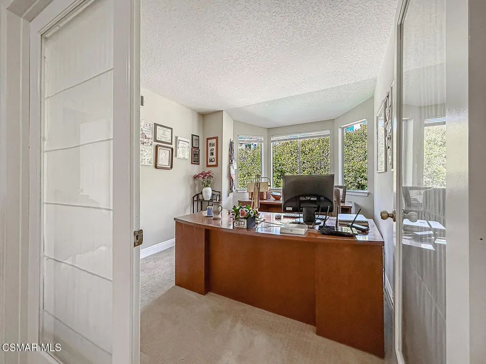 3262 Futura Thousand Oaks, CA 91362