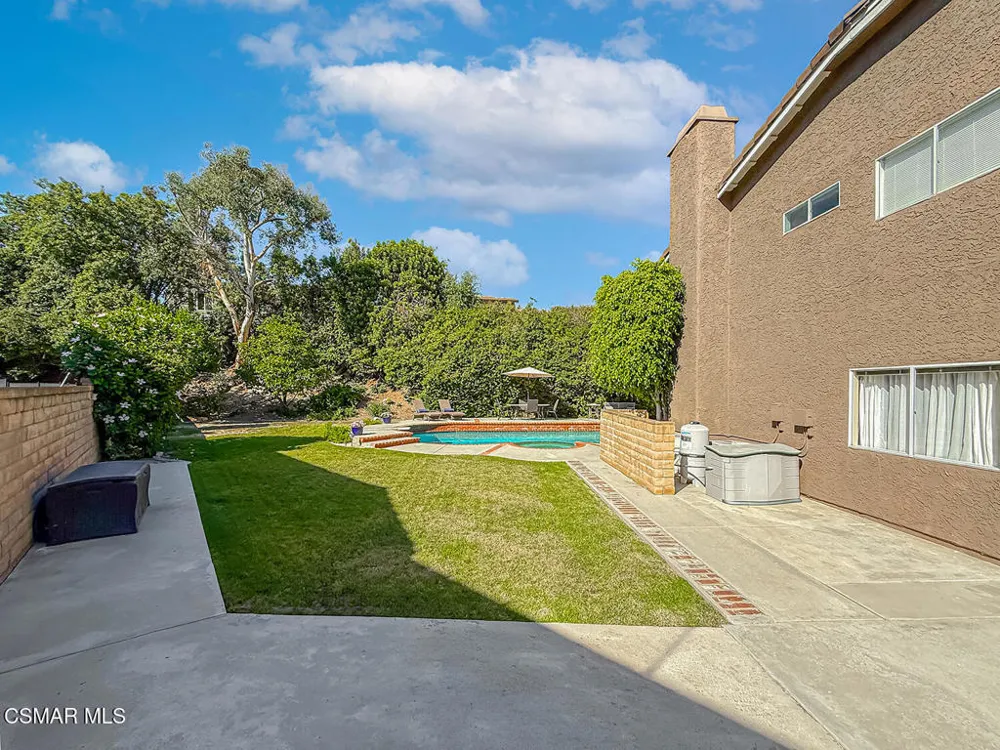 3262 Futura Thousand Oaks, CA 91362