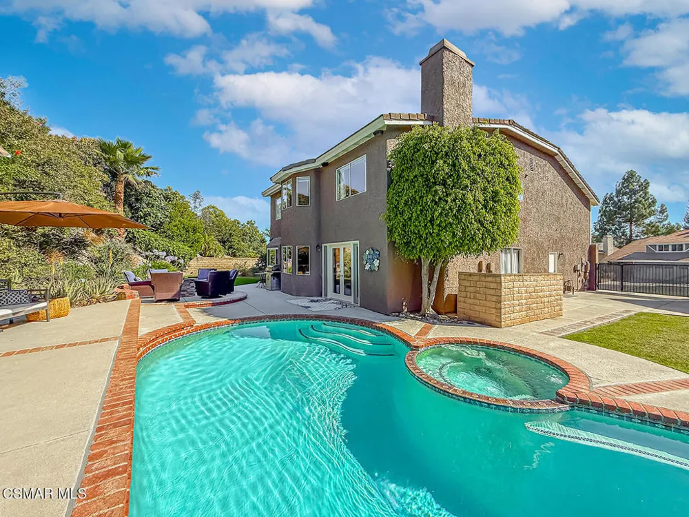 3262 Futura Thousand Oaks, CA 91362