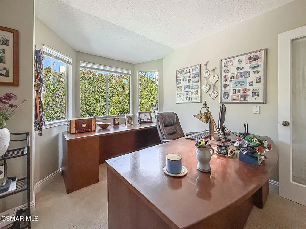 3262 Futura Thousand Oaks, CA 91362