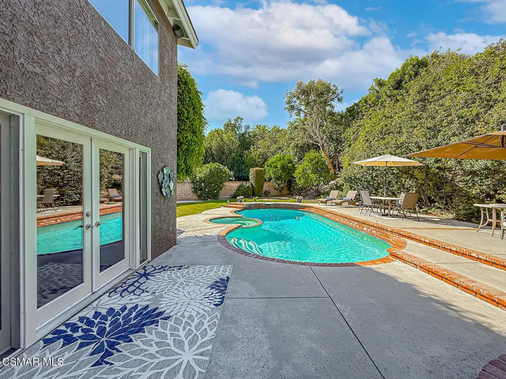 3262 Futura Thousand Oaks, CA 91362