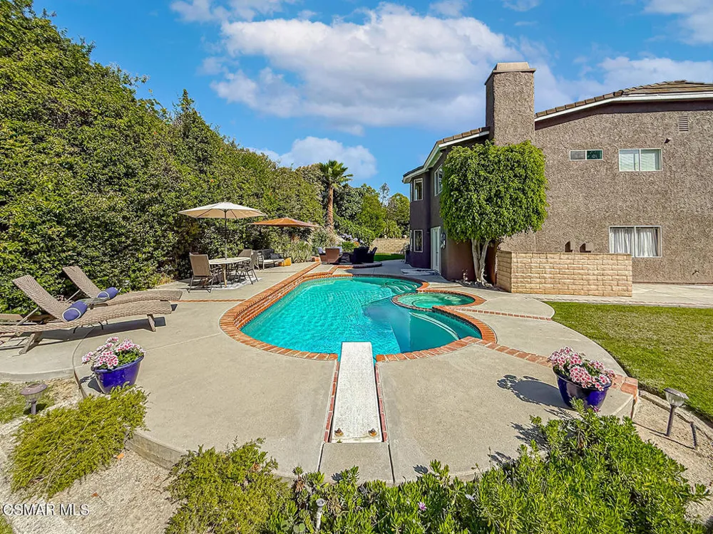 3262 Futura Thousand Oaks, CA 91362