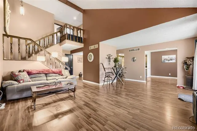 2446 S Vaughn Way #C Aurora, CO 80014