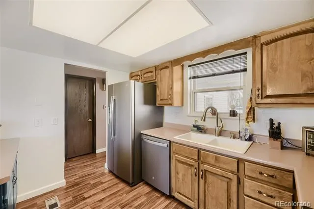 2446 S Vaughn Way #C Aurora, CO 80014