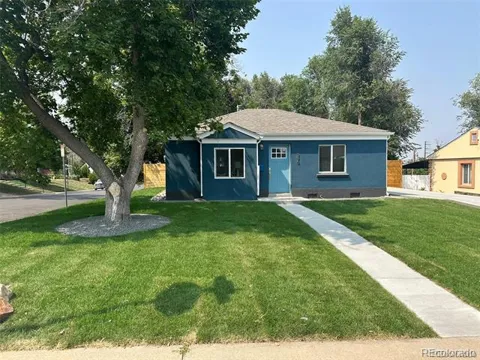 1395 W Custer Place