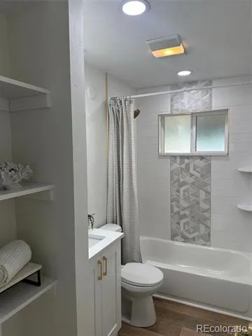 1395 W Custer Place Denver, CO 80223