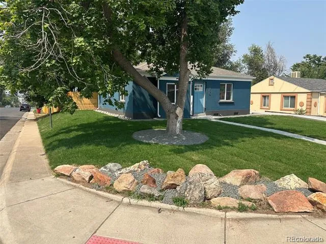 1395 W Custer Place Denver, CO 80223