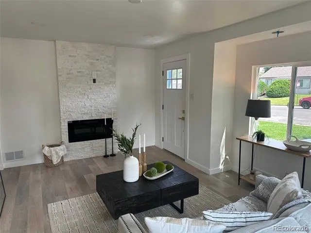 1395 W Custer Place Denver, CO 80223