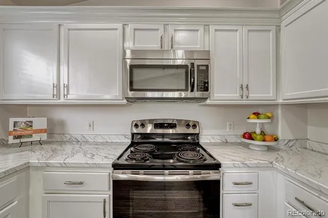 832 Pitkin Way Castle Rock, CO 80104