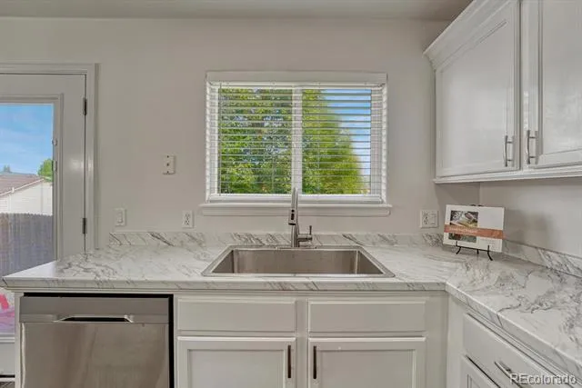 832 Pitkin Way Castle Rock, CO 80104