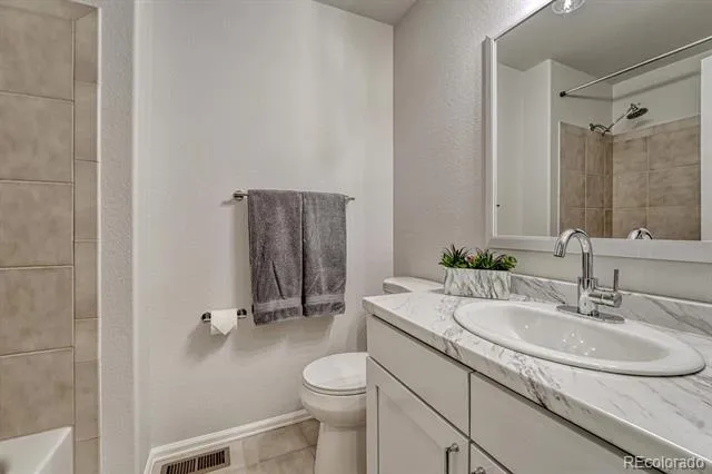 832 Pitkin Way Castle Rock, CO 80104