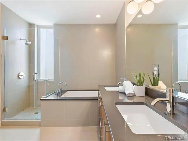 2752 Clay Street #404 Denver, CO 80211
