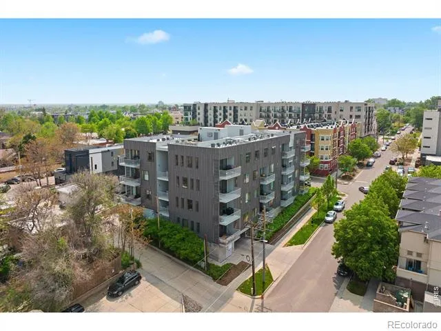 2752 Clay Street #404 Denver, CO 80211