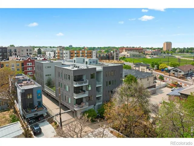 2752 Clay Street #404 Denver, CO 80211