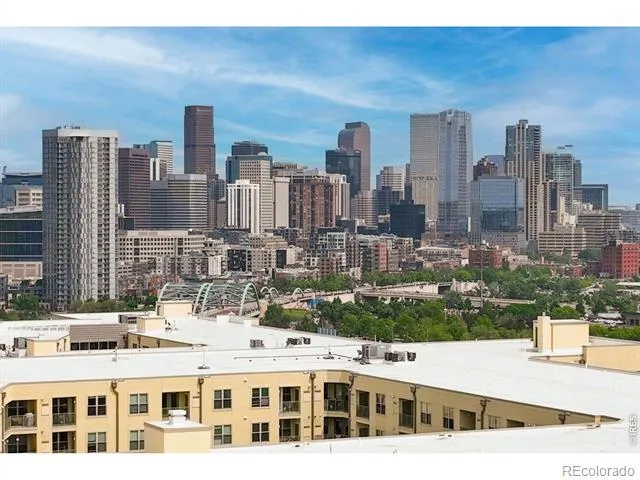 2752 Clay Street #404 Denver, CO 80211