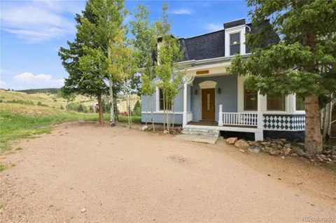 106 Porphyry Street
