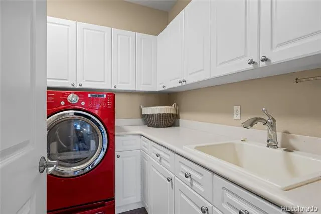 6263 Vacquero Circle Castle Pines, CO 80108