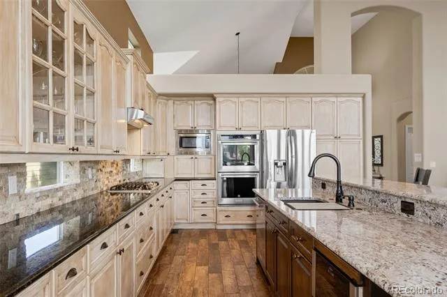 6263 Vacquero Circle Castle Pines, CO 80108