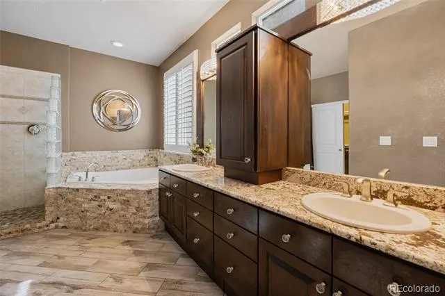 6263 Vacquero Circle Castle Pines, CO 80108